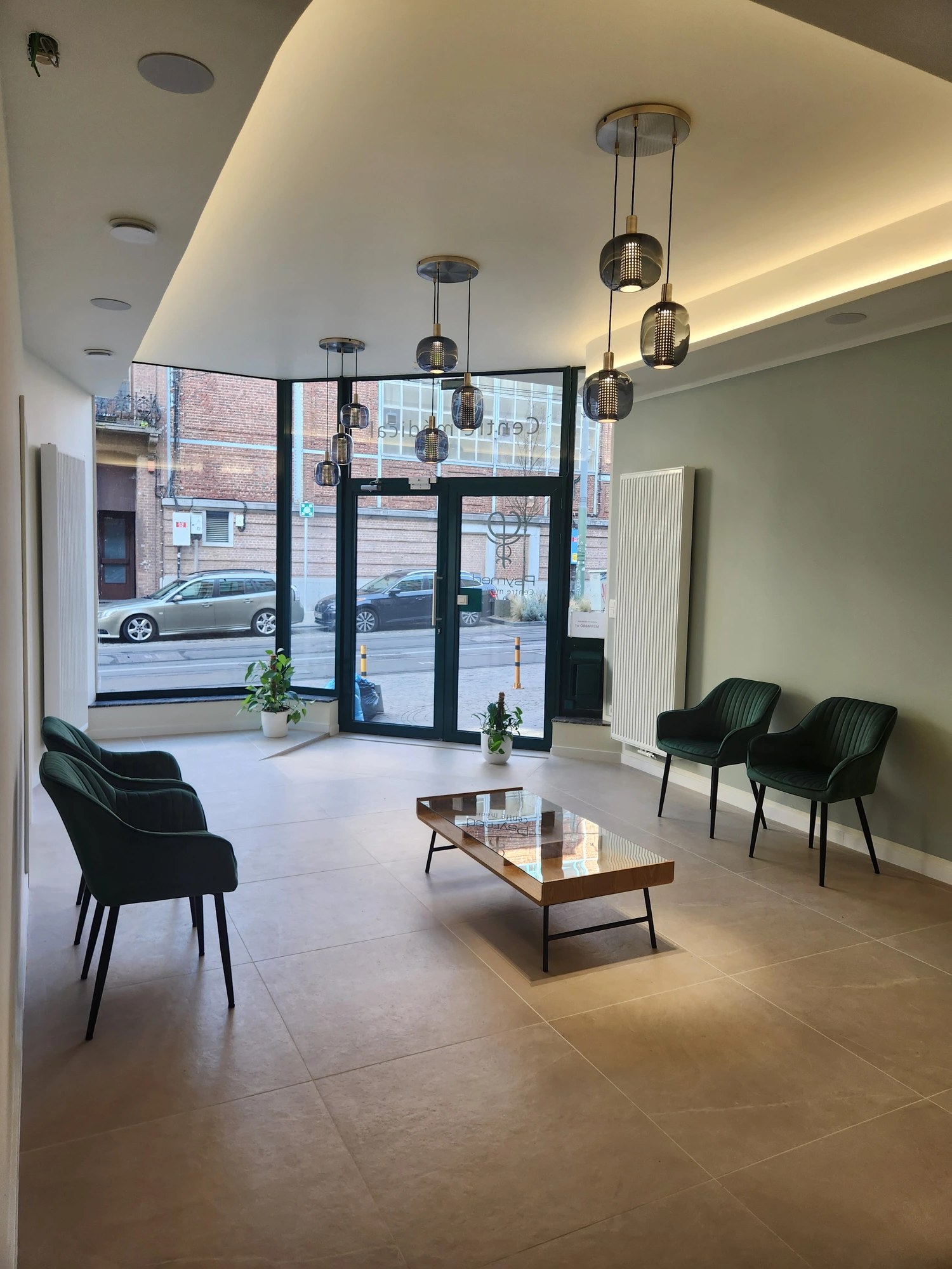 Nouveau Centre Médical à Ixelles — Ouvert